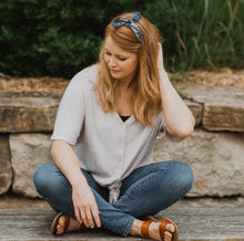 Load image into Gallery viewer, No. 017 Amelia Bandana